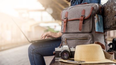 femme sac a dos voyage